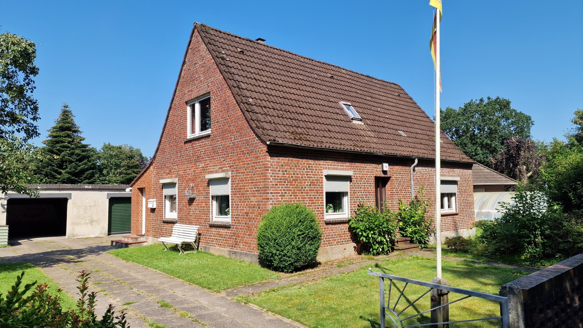 Einfamilienhaus zum Kauf 150.000 € 5 Zimmer 110 m²<br/>Wohnfläche 733 m²<br/>Grundstück Schulstr. 35 Ramstedt 25876