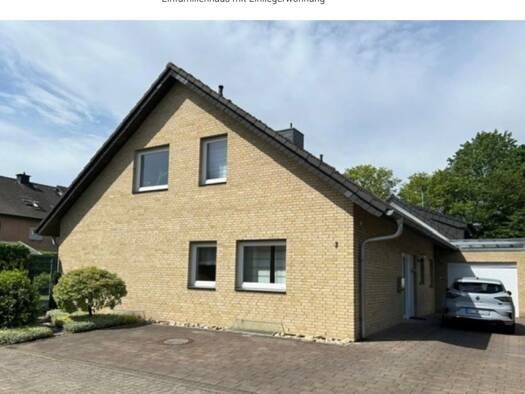 Wohnung zur Miete 800 € 2 Zimmer 63 m² Geschoss 1/2 frei ab 15.10.2026 Innenstadt Gütersloh 33332