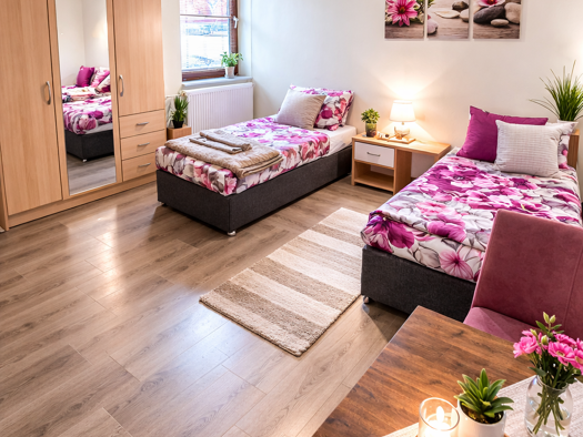 Mehrfamilienhaus zum Kauf 530.000 € 11 Zimmer 325 m² 4.900 m² Grundstück Dersenow 19260