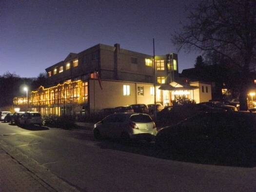 Hotel zum Kauf 2.890.000 € 90 Zimmer 5.621 m² Gastrofläche 9.123 m² Grundstück Am Kurpark 3 Hitzacker 29456