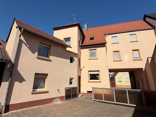 Mehrfamilienhaus zum Kauf 460.000 € 8 Zimmer 160 m² 482 m² Grundstück frei ab sofort Geinsheim Trebur 65468