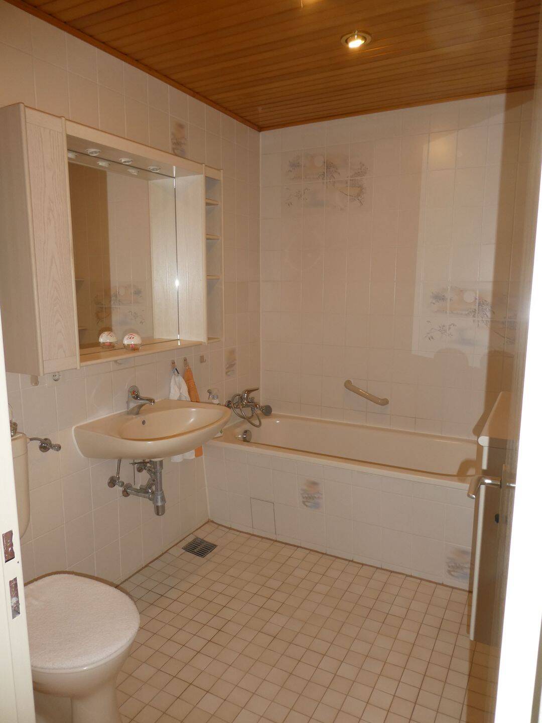 Property thumbnail 9