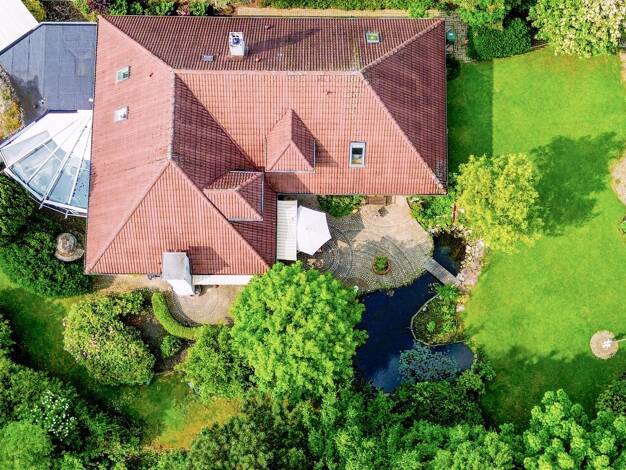 Haus zum Kauf 365.000 € 7 Zimmer 226 m² 1.408 m² Grundstück Brunsbüttel 25541