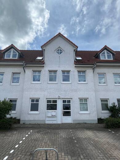 Wohnung zur Miete 430 € 2 Zimmer 52 m² Dachgeschoss, 2. Geschoss frei ab 01.06.2025 Breiteweg 111b Barleben Barleben 39179