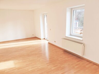 Wohnung zur Miete 400 € 4 Zimmer 100 m² 1. Geschoss Sülzhayn Ellrich 99755