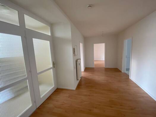 Wohnung zur Miete 1.220 € 4 Zimmer 122 m² 1. Geschoss frei ab 01.09.2025 Basler Straße 13 Grenzach Grenzach-Wyhlen 79639