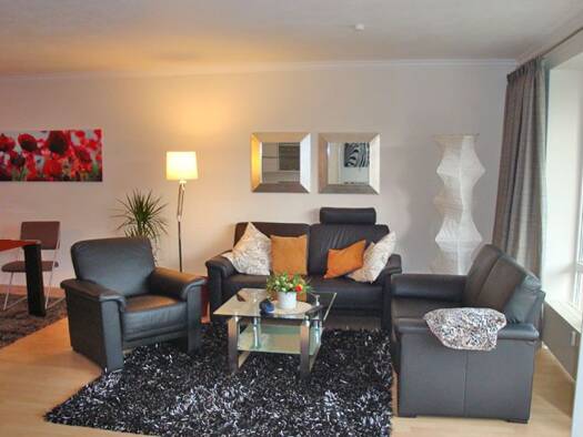 Wohnung zur Miete Wohnen auf Zeit 1.190 € 2 Zimmer 63 m² frei ab sofort Hopfenstr. 69 Vorstadt Kiel 24103
