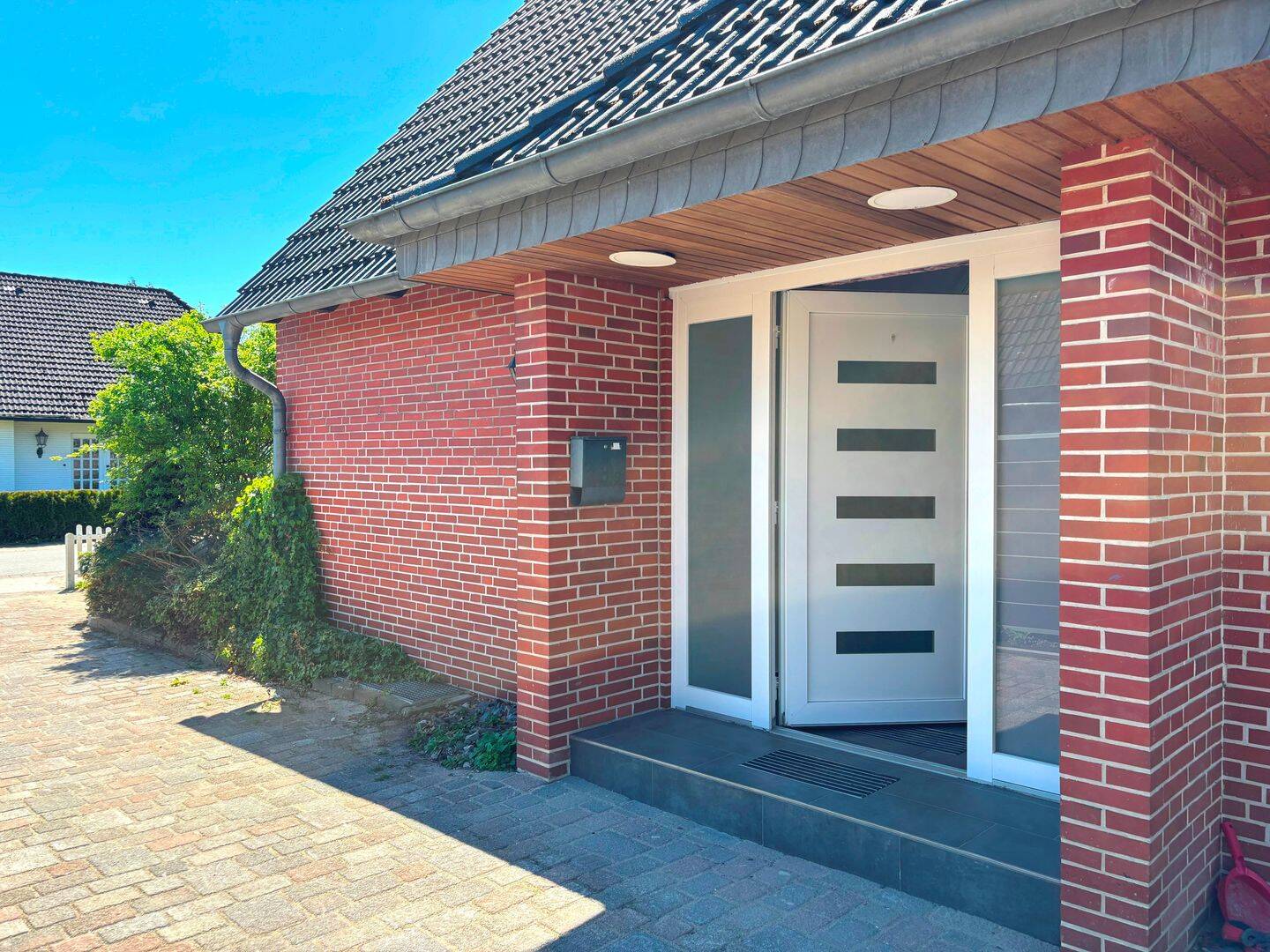 Einfamilienhaus zum Kauf - Ansicht 2