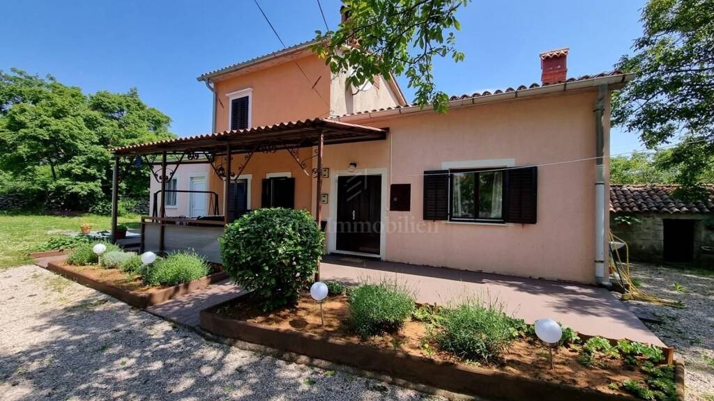 Haus zum Kauf 4 Zimmer 150 m² 2.350 m² Grundstück Labin