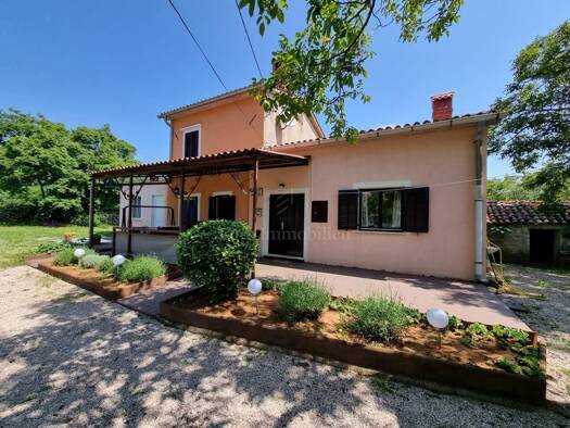 Haus zum Kauf 4 Zimmer 150 m² 2.350 m² Grundstück Labin