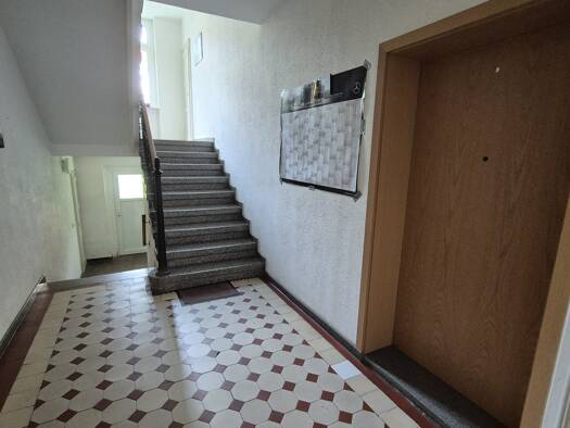 Wohnung zur Miete 320 € 2 Zimmer 48,4 m² EG frei ab sofort Rosa-Luxemburg-Straße 19 Zeitz 06712