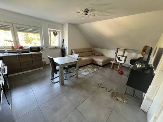 Wohnung zur Miete 740 € 2,5 Zimmer 50 m² Geschoss 2/2 frei ab sofort Königstädten Rüsselsheim am Main 65428