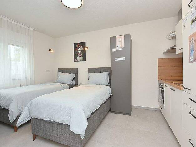 Studio zur Miete Wohnen auf Zeit 1.190 € 1 Zimmer 25 m² frei ab sofort Eglosheim Ludwigsburg 71634