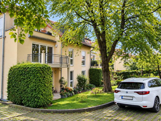 Wohnung zum Kauf 165.000 € 2 Zimmer 65 m² Naußlitz Dresden 01187