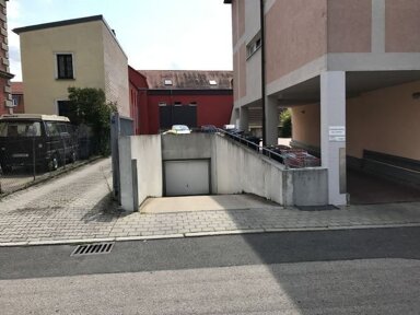 Tiefgaragenstellplatz zum Kauf provisionsfrei 60.000 € Nürnberger Straße 13 Zirndorf Zirndorf 90513