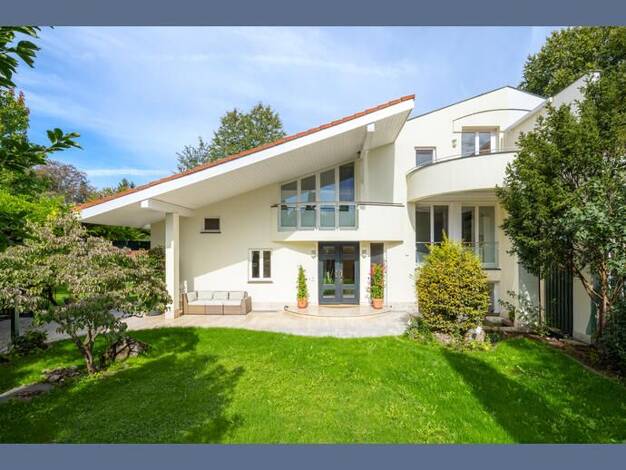 Haus zur Miete auf Zeit 12.000 € 9 Zimmer 270 m² Grünwald Grünwald 82031