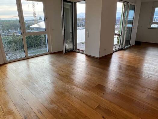 WG-Zimmer zur Miete 1.800 € 3 Zimmer 106 m² Geschoss 2/3 frei ab sofort Hugstetten March 79232