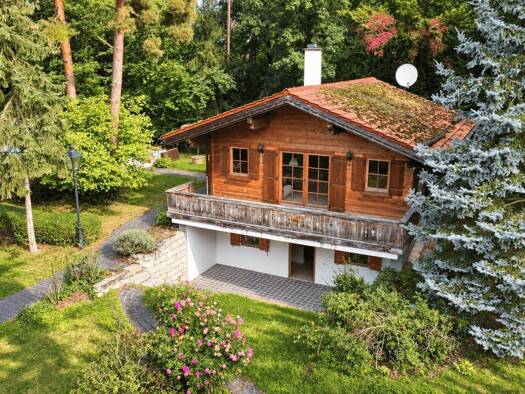 Bungalow zum Kauf 230.000 € 4 Zimmer 105 m² 2.950 m² Grundstück Bucha Cavertitz 04758