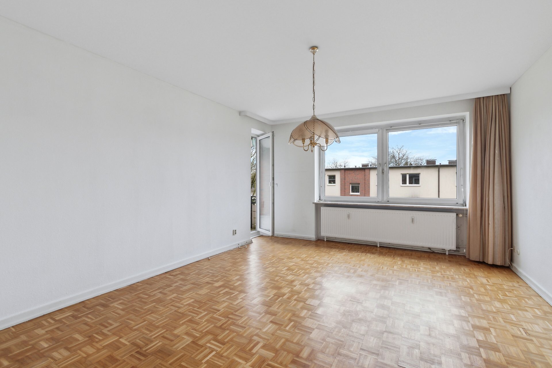 Wohnung zum Kauf 219.000 € 3,5 Zimmer 81 m²<br/>Wohnfläche ab sofort<br/>Verfügbarkeit Eidelstedt Hamburg 22523