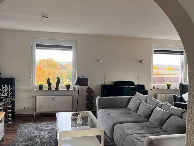 Wohnung zum Kauf provisionsfrei 319.000 € 4 Zimmer 121 m² 3. Geschoss frei ab 01.11.2026 Grüssauer Straße 36 Stadtgebiet Wolfenbüttel 38302