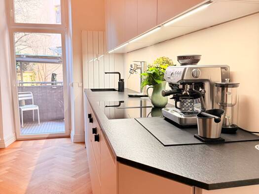 Wohnung zur Miete 2.660 € 3,5 Zimmer 81 m² Geschoss EG/3 frei ab 15.04.2026 Ludwigsvorstadt-Isarvorstadt München 80469