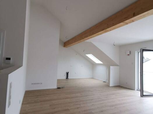 Wohnung zur Miete 1.060 € 3 Zimmer 84,2 m² 2. Geschoss frei ab sofort Wilhelmstraße 47 Jüchen 41363