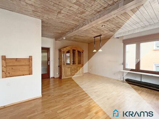 Wohnung zur Miete 890 € 4,5 Zimmer 120 m² 1. Geschoss frei ab 01.10.2026 Pfullingen 72793