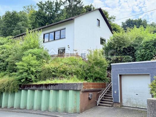 Einfamilienhaus zum Kauf 379.000 € 9 Zimmer 216,3 m² 1.169 m² Grundstück Seelbach Siegen / Seelbach 57072