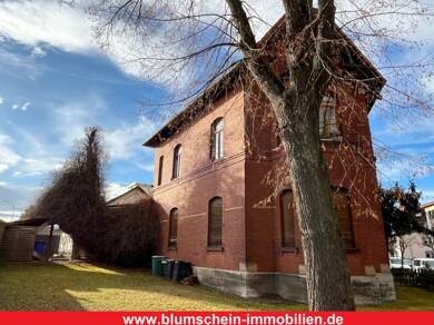 Villa zum Kauf 249.000 € 10 Zimmer 300 m² 850 m² Grundstück Bad Langensalza Bad Langensalza 99947
