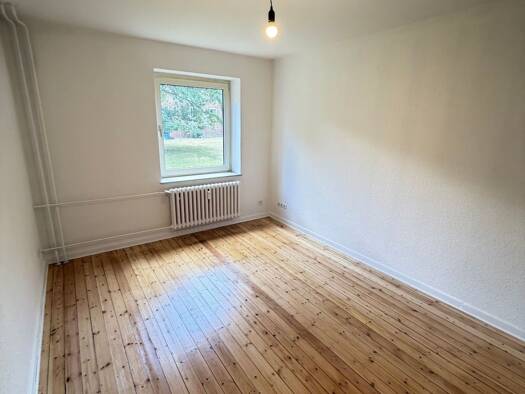 Wohnung zur Miete 569 € 2,5 Zimmer 53,4 m² 1. Geschoss frei ab 16.08.2026 Hertzstraße 78 Neumühlen-Dietrichsdorf Kiel 24149