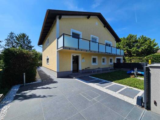 Einfamilienhaus zum Kauf 1.190.000 € 6 Zimmer 210 m² 1.600 m² Grundstück Brunn am Gebirge 2345