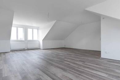 Wohnung zur Miete 1.053 € 3 Zimmer 85 m² Dachgeschoss, 2. Geschoss frei ab sofort Süd Speyer 67346