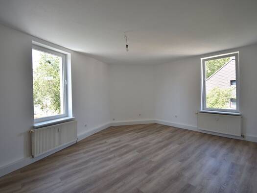 Wohnung zur Miete 800 € 3 Zimmer 81,6 m² 2. Geschoss frei ab sofort Reinholdstr. 26 Mittelmeiderich Duisburg 47137