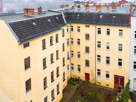 Mehrfamilienhaus zum Kauf als Kapitalanlage geeignet 1.800.000 € 32,5 Zimmer 1.010,8 m² 770 m² Grundstück Lichtenberg Lichtenberg 10365
