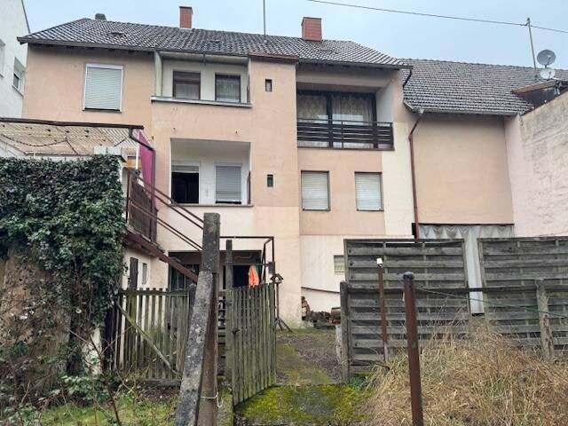 Immobilie in Dillingen/Saar - Dillingen-Diefflen: 2-Familienhaus mit diversen Nutzungsmöglichkeiten, auch für mehrere Generationen - Bild 2