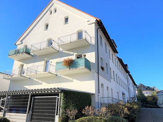Wohnung zur Miete 300 € 2 Zimmer 56 m² frei ab sofort Sidonienstraße 7a Werdau 08412