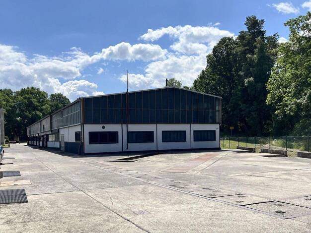 Lagerhalle zum Kauf provisionsfrei 770.000 € 2.124 m² Lagerfläche Niesky 02906