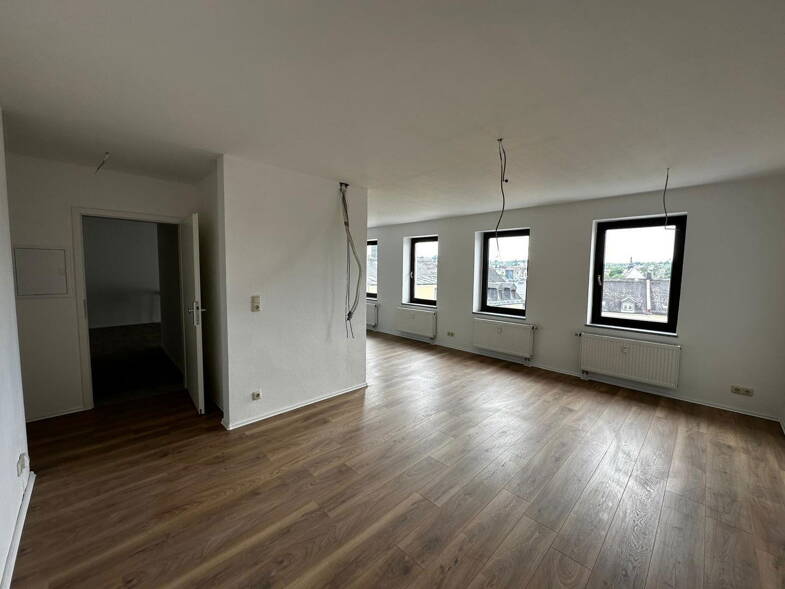 Wohnung zur Miete 430 € 1,5 Zimmer 38,6 m² 3. Geschoss Fabrikvorstadt Hof 59028