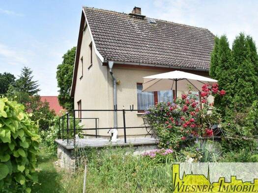 Einfamilienhaus zum Kauf 205.000 € 5 Zimmer 115 m² 1.348 m² Grundstück Friedhofsweg Hohenwalde Frankfurt (Oder) 15234