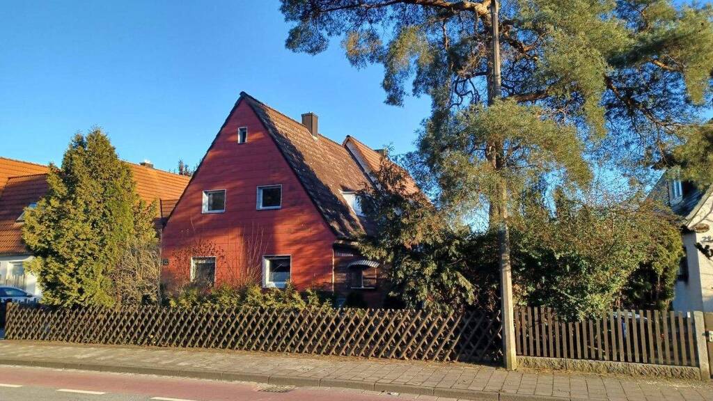 Einfamilienhaus zum Kauf 329.000 € 3 Zimmer 80 m² 360 m² Grundstück frei ab sofort Stadtrandsiedlung Erlangen 91056