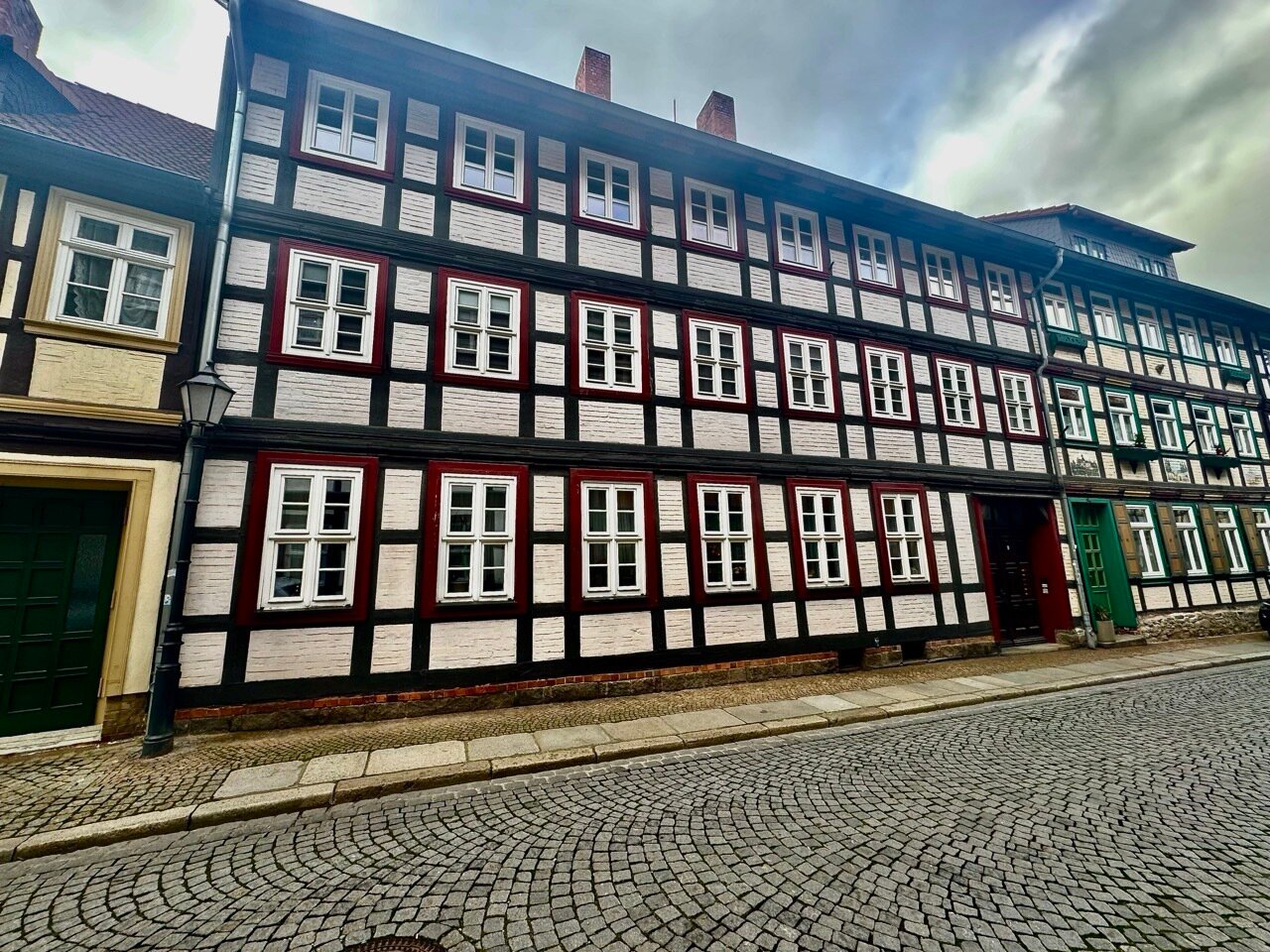 Mehrfamilienhaus zum Kauf 680.000 € 16 Zimmer 423 m²<br/>Wohnfläche 505 m²<br/>Grundstück Wernigerode Wernigerode 38855