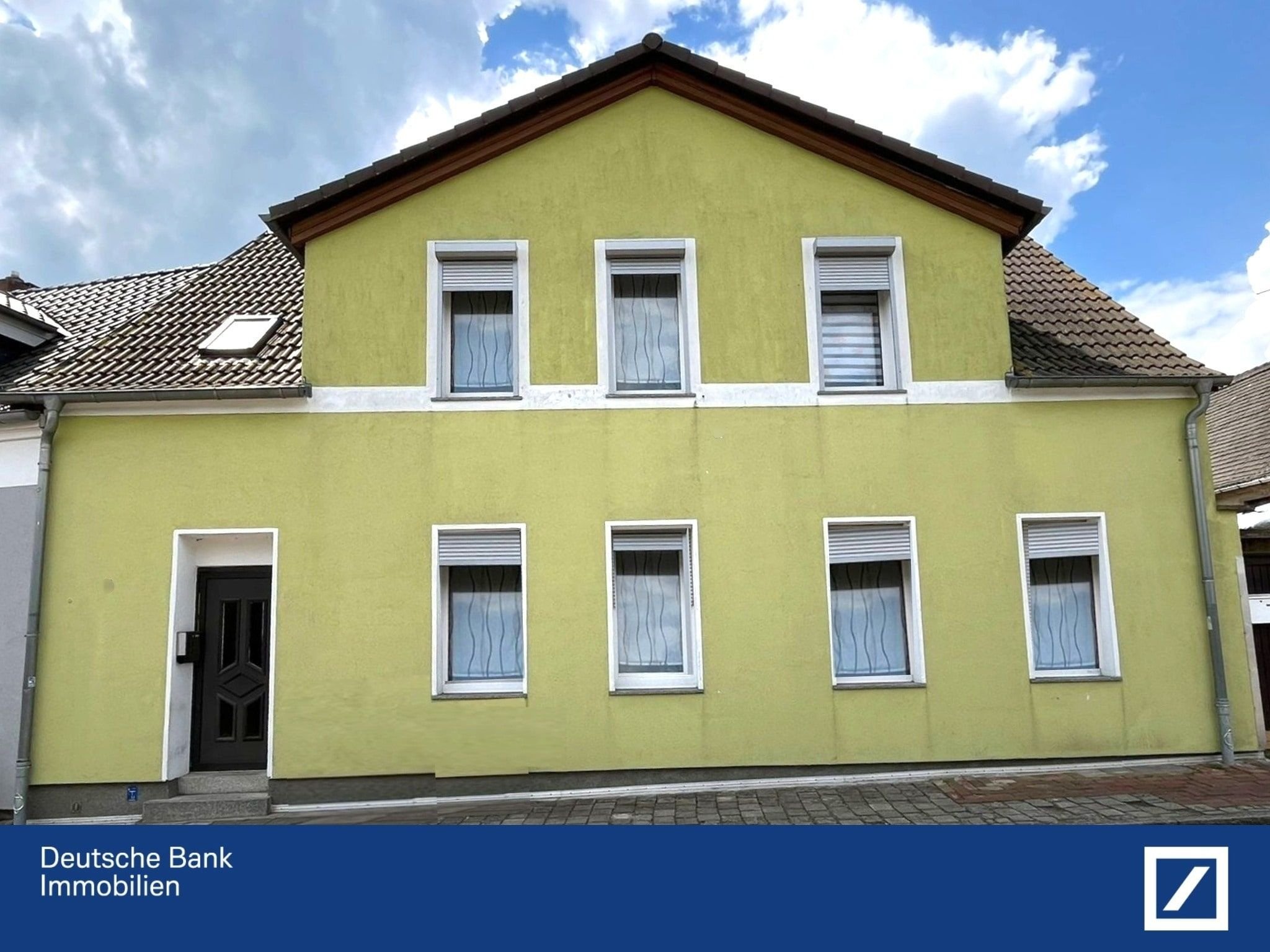 Reihenendhaus zum Kauf 130.000 € 6 Zimmer 120 m²<br/>Wohnfläche 179 m²<br/>Grundstück Coswig Coswig 06869