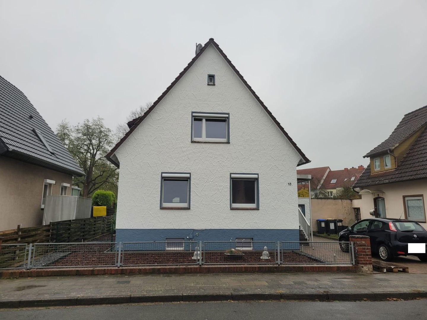 Einfamilienhaus zum Kauf provisionsfrei 320.000 € 5 Zimmer 97 m²<br/>Wohnfläche 600 m²<br/>Grundstück Weisses Feld 13 Blumlage Celle 29221