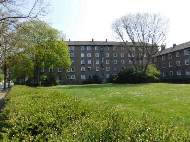 Wohnung zur Miete 352 € 2 Zimmer 45,1 m² 1. Geschoss frei ab 26.09.2026 Heerstr. 300 Dellviertel Duisburg-Mitte 47053