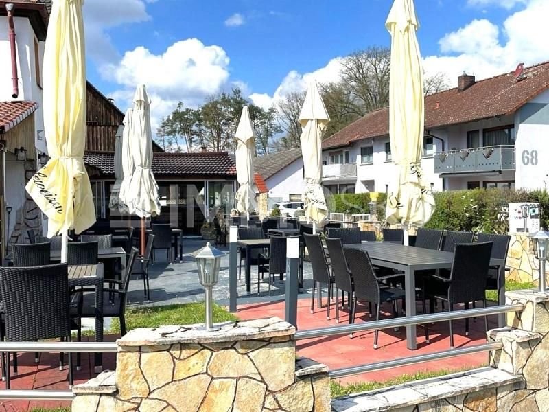 Einfamilienhaus zum Kauf 840.000 € 9 Zimmer 513 m²<br/>Wohnfläche 970 m²<br/>Grundstück Mimberg Burgthann 90559