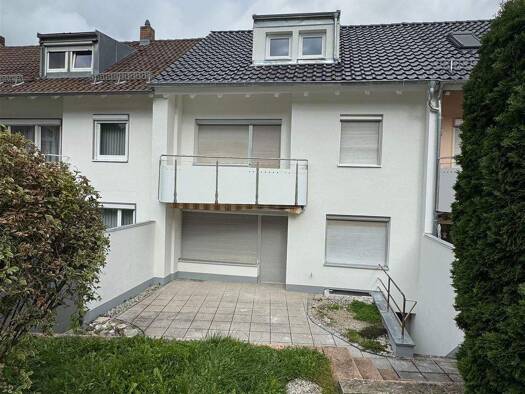 Haus zum Kauf 3 Zimmer 101,5 m² 182 m² Grundstück frei ab sofort Coburg 96450