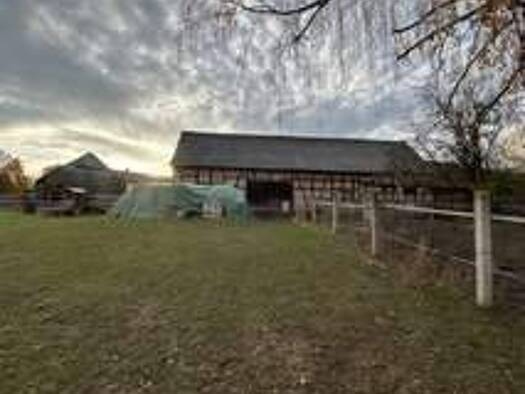 Haus zum Kauf 120.000 € 7 Zimmer 300 m² 3.248 m² Grundstück frei ab sofort Untergasse 45 Gospiteroda Leinatal 99894