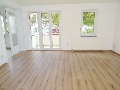 Wohnung zur Miete 500 € 3 Zimmer 77 m² EG frei ab sofort Leubnitz Werdau 08412