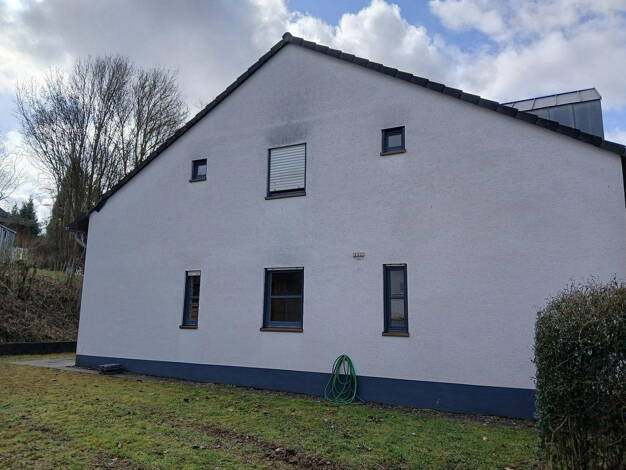 Doppelhaushälfte zum Kauf provisionsfrei 249.000 € 6 Zimmer 114 m² 395 m² Grundstück Münstermaifeld 56294