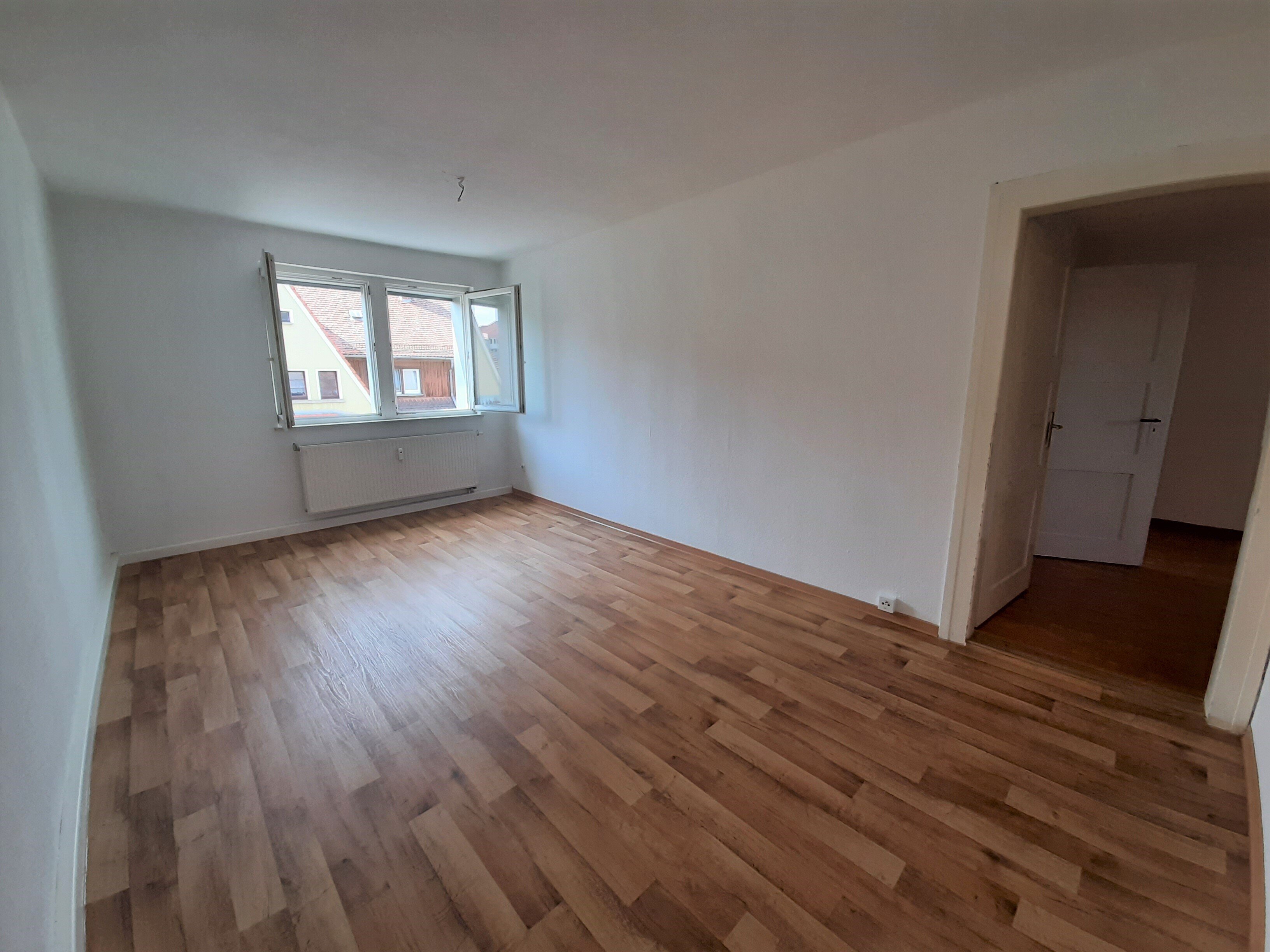 Wohnung zur Miete 294 € 2 Zimmer 58,8 m²<br/>Wohnfläche 2.<br/>Geschoss ab sofort<br/>Verfügbarkeit O.-Staudinger Straße 4 Löbau Löbau 02708